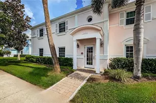 213 Sea Horse Dr SE, Saint Petersburg, FL 33705 - Photo 3