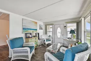 13225 101st St, Largo, FL 33773 - Photo 11