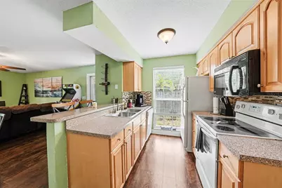 12308 Villager Court, Tampa, FL 33625 - Photo 5