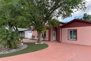 6747 Ralston Beach Cir, Tampa, FL 33614 - Photo 3