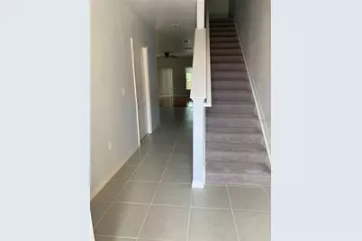 3882 Hampstead Lane, Lakeland, FL 33810 - Photo 3