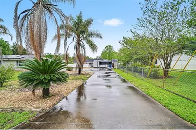 527 Land O Lakes Court, Deland, FL 32724 - Photo 7