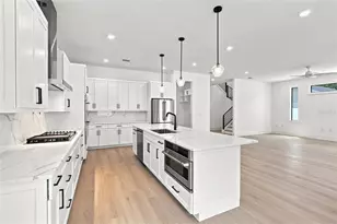 5407 S Elkins Ave, Tampa, FL 33611 - Photo 11