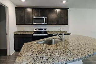 5316 Companion Ln, Tampa, FL 33619 - Photo 9