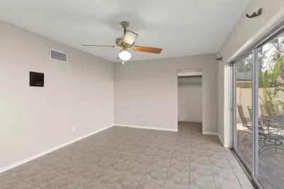 7887 9th Avenue S, Saint Petersburg, FL 33707 - Photo 15