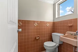 7887 9th Ave S, Saint Petersburg, FL 33707 - Photo 17