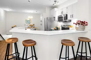 913 Normandy Trace Rd, Tampa, FL 33602 - Photo 21