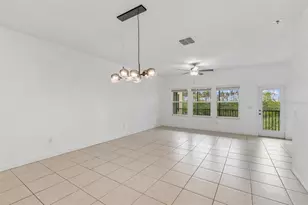 4706 Tuscan Loon Dr, Tampa, FL 33619 - Photo 11