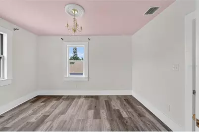 1900 16th Street S, Saint Petersburg, FL 33705 - Photo 31