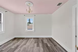 1900 16th St S, Saint Petersburg, FL 33705 - Photo 31