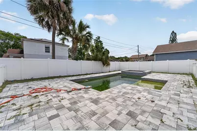1900 16th Street S, Saint Petersburg, FL 33705 - Photo 47
