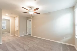 15515 Peace River Pl, Sun City Center, FL 33573 - Photo 21