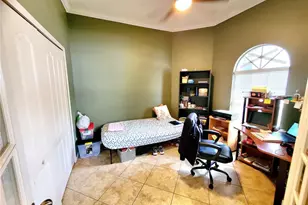 4994 Ridgemoor Cir, Palm Harbor, FL 34685 - Photo 5