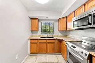 12900 Vonn Rd, Largo, FL 33774 - Photo 11