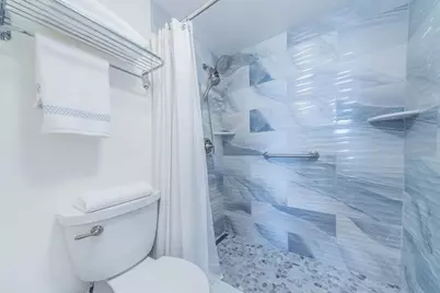 6357 Bahia Del Mar Boulevard #407, Saint Petersburg, FL 33715 - Photo 9