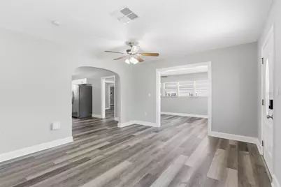 5609 15th Avenue S, Gulfport, FL 33707 - Photo 9