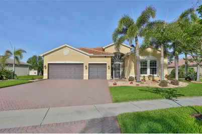 5073 Stone Harbor Cir, Wimauma, FL 33598 - Photo 3