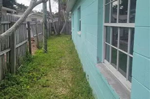 1834 New Hampshire Ave NE, Saint Petersburg, FL 33703 - Photo 5