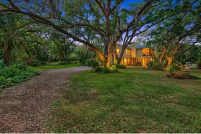 420 Hanby Street, Crystal Beach, FL 34681 - Photo 27
