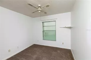 11736 Rolling Pine Ln, Port Richey, FL 34668 - Photo 5