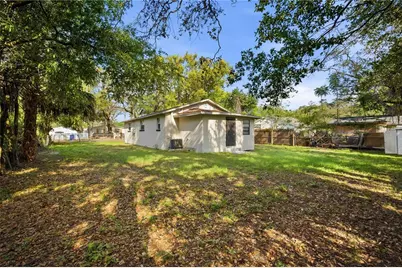 10019 N Jasmine Avenue, Tampa, FL 33612 - Photo 21