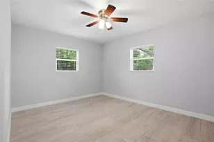 3611 W Oklahoma Ave, Tampa, FL 33611 - Photo 27