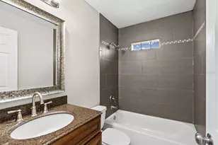 31706 Hunt Club Ln, Wesley Chapel, FL 33543 - Photo 17