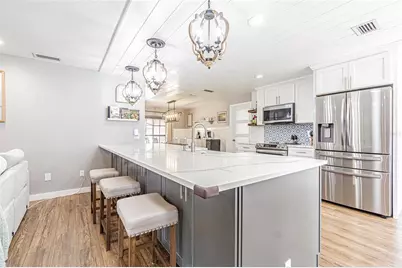 1107 Oakridge Manor Drive, Brandon, FL 33511 - Photo 7