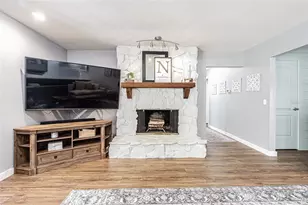 1107 Oakridge Manor Dr, Brandon, FL 33511 - Photo 15