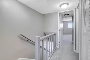 709 Russell Ln, Brandon, FL 33510 - Photo 17