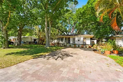 194 21st Terrace SE, Largo, FL 33771 - Photo 1