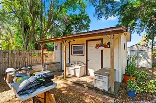 194 21st Terrace SE, Largo, FL 33771 - Photo 31