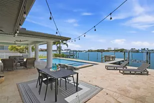 7172 S Shore Dr S, Saint Petersburg, FL 33707 - Photo 23