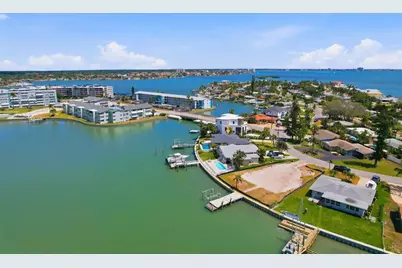 7172 S Shore Drive S, Saint Petersburg, FL 33707 - Photo 41