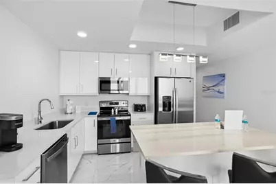 11500 Gulf Boulevard #202, Saint Petersburg, FL 33706 - Photo 3