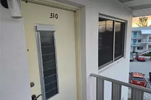 11100 86th Ave, Seminole, FL 33772 - Photo 3