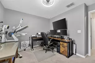 7109 Salt River Ave, Sun City Center, FL 33573 - Photo 9