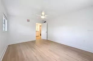 200 Country Club Dr, Largo, FL 33771 - Photo 19