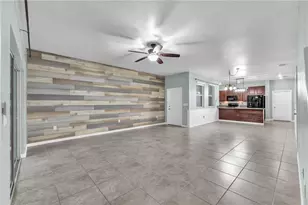 10537 Lake Montauk Dr, Riverview, FL 33578 - Photo 5