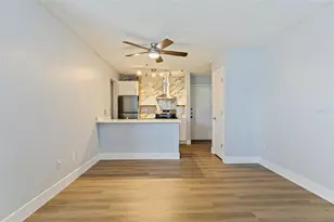 11901 4th Street N, Saint Petersburg, FL 33716 - Photo 17