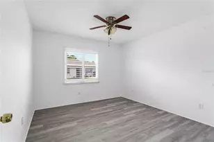 417 Gladstone Pl, Sun City Center, FL 33573 - Photo 17
