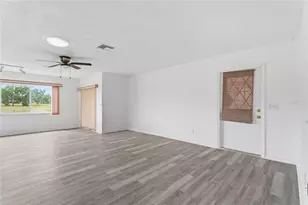417 Gladstone Pl, Sun City Center, FL 33573 - Photo 9