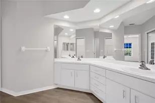 11531 Shipwatch Dr, Largo, FL 33774 - Photo 29