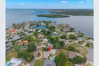 125 Carlyle Drive, Palm Harbor, FL 34683 - Photo 35