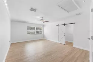 125 Carlyle Dr, Palm Harbor, FL 34683 - Photo 25