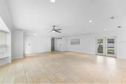 125 Carlyle Drive, Palm Harbor, FL 34683 - Photo 7