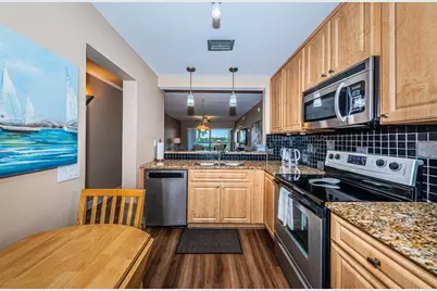 6295 Bahia Del Mar Circle #204, Saint Petersburg, FL 33715 - Photo 3