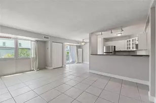 3315 58th Ave S, Saint Petersburg, FL 33712 - Photo 7