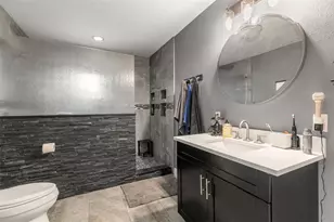 1224 80th Ave N, Saint Petersburg, FL 33702 - Photo 13