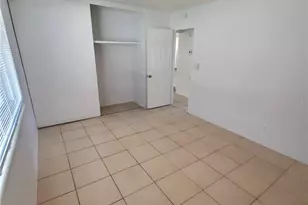 1020 70th St N, Saint Petersburg, FL 33710 - Photo 35